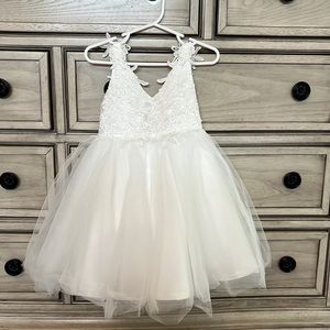 Gorgeous ivory tulle flower girl dress